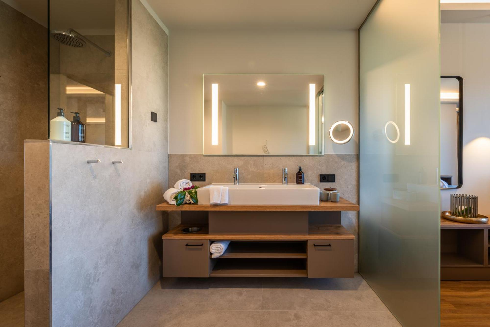 Hotel Meintz ออคเซนฟอร์ท ภายนอก รูปภาพ